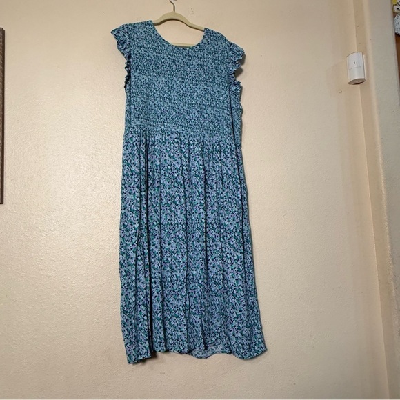 A New Day Maxi Dress Womens Size M Green Floral Smocked Pockets Boho Peasant 3X - Picture 2 of 8
